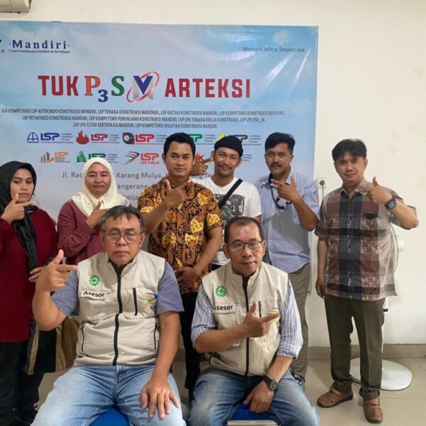 Galeri Yash Pijar Arteksi (1)